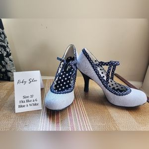 Absolutely adorable Ruby Shoo seersucker and polka dots